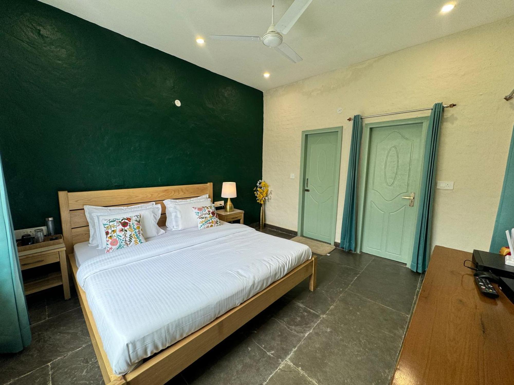 Cliff House, 3Br Lux Farmhouse 2Km To Rajpur Road Деградун Екстер'єр фото